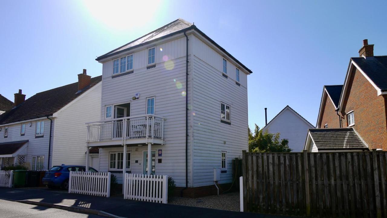 The Salty Dog Holiday Cottage, Camber Sands Rye Extérieur photo